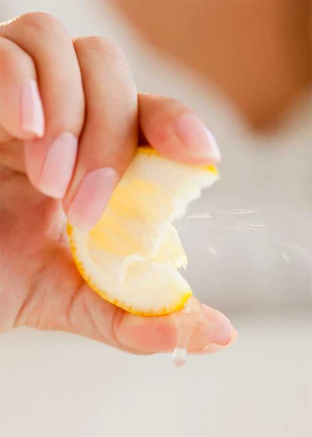 Using Lemon Juice On Your Face
