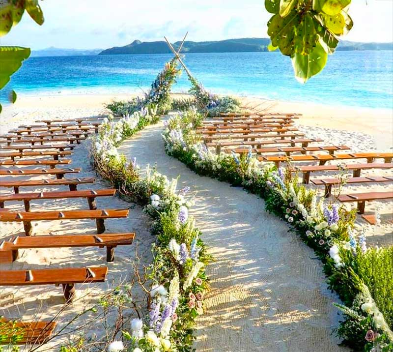 为什么你要选择阿尔巴尼亚海滩婚礼目的地吗