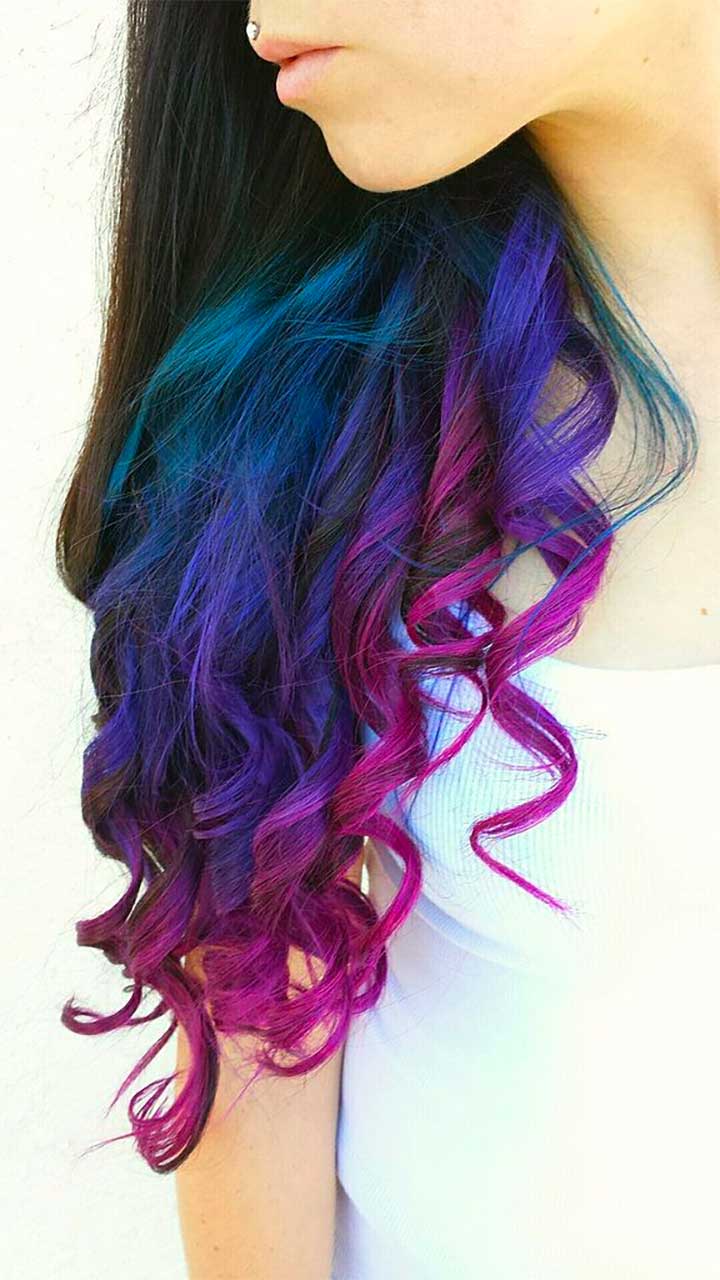 蓝色和紫色头发的颜色