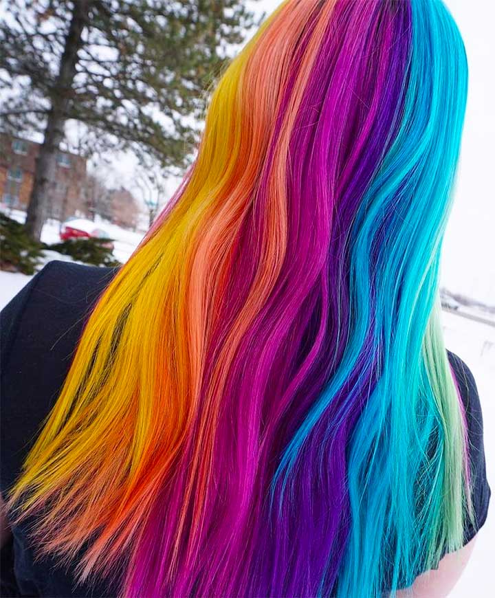 彩虹彩虹头发颜色的想法:霓虹灯的头发